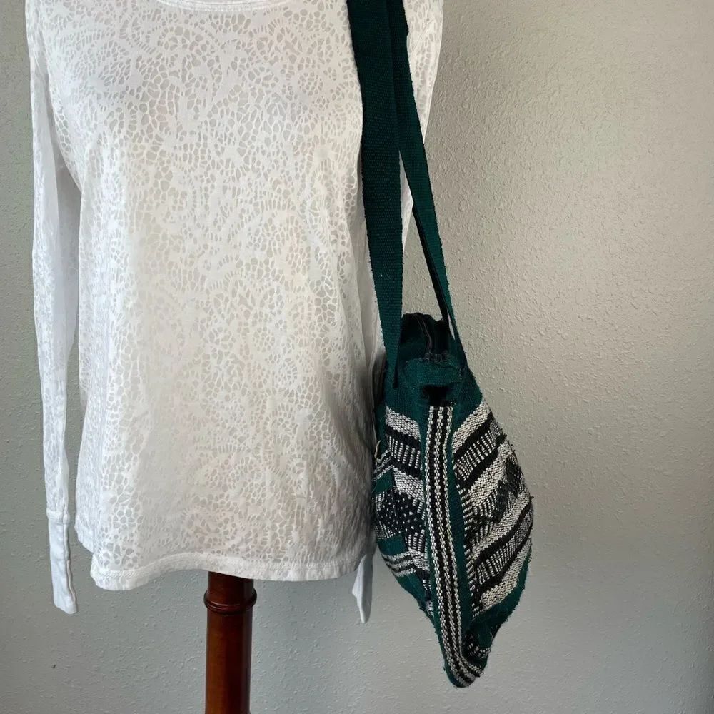 Pinzon Shoulder Bag - Picture 8 of 10
